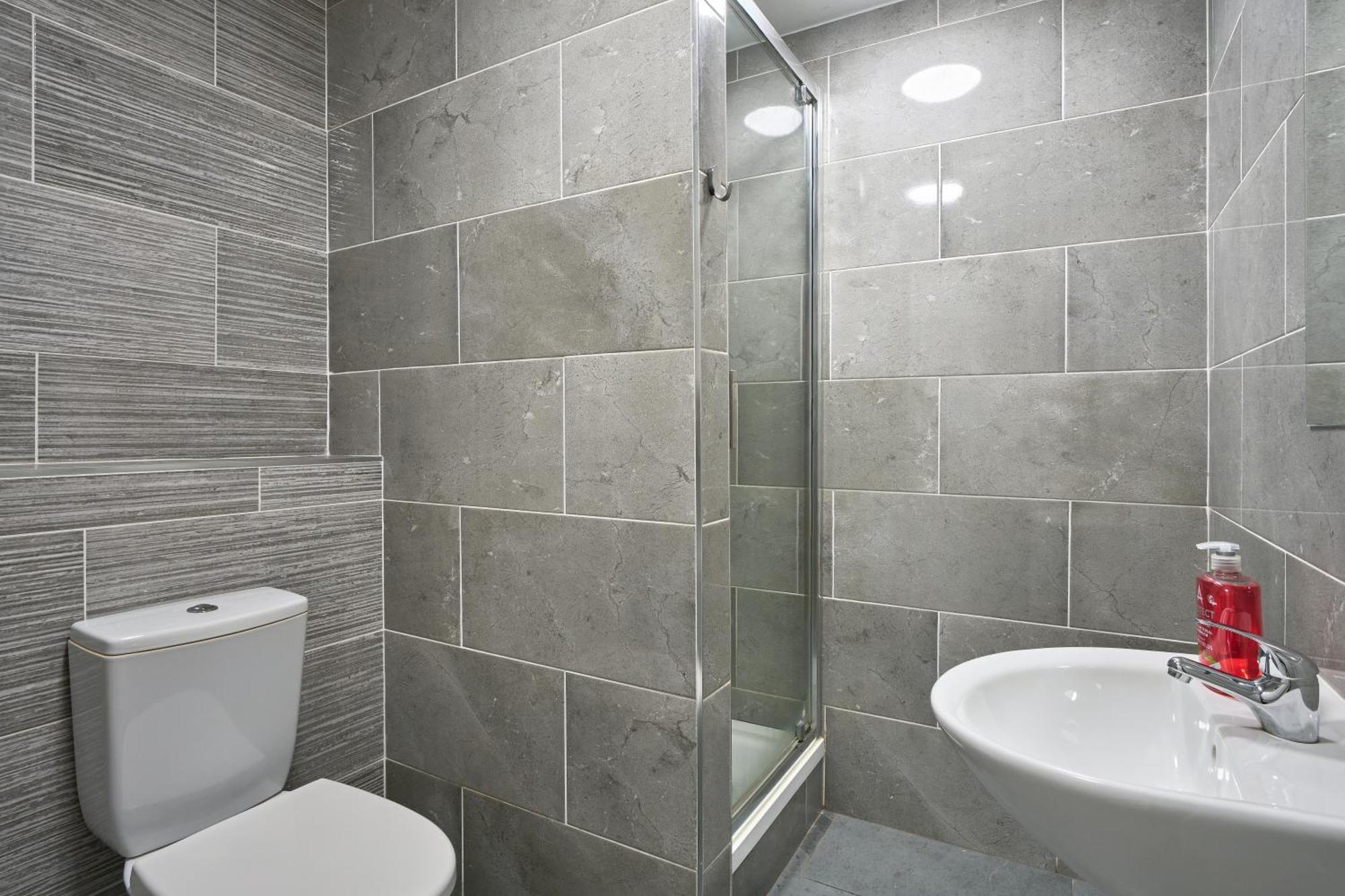 1 Bed 8-Bed Female Dormitory Room Ensuite,1604767898:JPEG